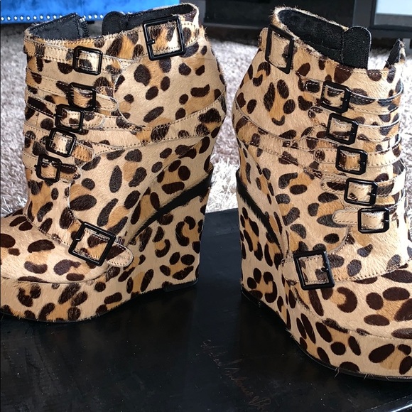 Leopard print bootie - Picture 3 of 3